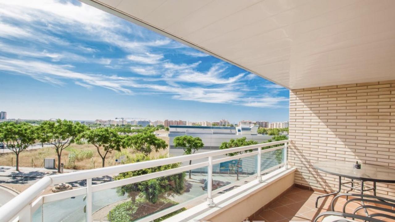 Apartaments Cambrils Suite Costa Daurada Exterior photo